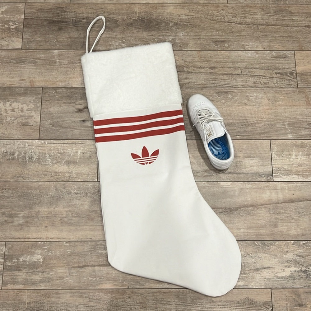 Adidas oversized stocking - Picture 2 of 2